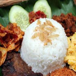 Nasi Rames Ayam Goreng