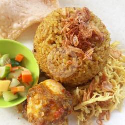 Nasi Kebuli   Ayam Suwir Telor Balado