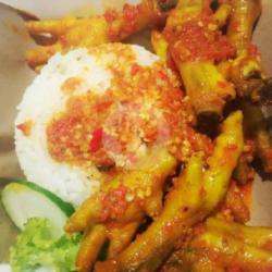 Nasi Ceker Bumbu  Kuning  Tempe Goreng Lalapan