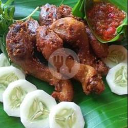 1 Kepala Ayam Goreng