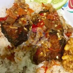 Paket Nasi Ikan Asin Tongkol