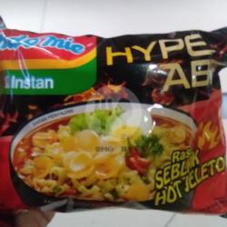 Indomie Seblak Hot Jeletot Telor