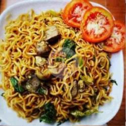 Mie Goreng Ati Ampela Ayam