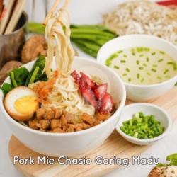 Pork Mie Chasio Garing Madu