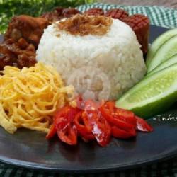 Nasi Uduk Ayam Kalasan