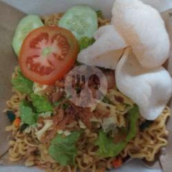 Mie Bajak Laut