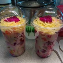 Salad Varian Buah Segar