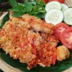 Ayam Geprek Sambal Goang