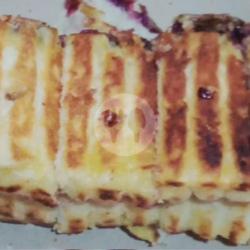 Roti Bakar Bandung Bluberi   Nanas