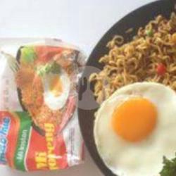 Intel (indomie Goreng Telur)