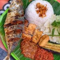 Paket Hemat Ikan Kembung Sambel Mercon