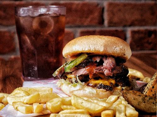Burgera by Pop Steak, Sumber Rejo