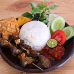 Paket Ati Ampela,tahu,tempe   Nasi