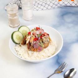 Rice Bowl Ayam Sambal Matah   Telur Mata Sapi