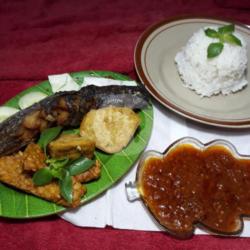 Pecel Lele Tahu Tempe   Nasi