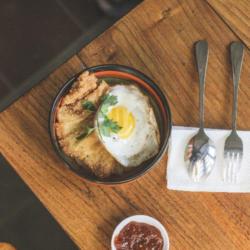 Rice Bowl Katsu Saus Merah