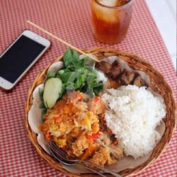 Pgk Paha Bawah (nasi Paha Geprek Tahu Tempe Teh Manis)