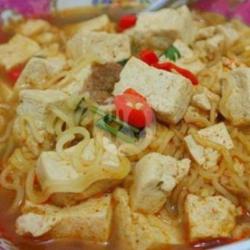 Mie Bihun Rebus, Tahu