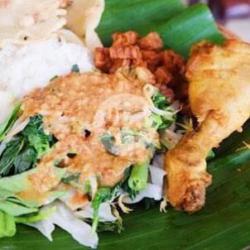 Nasi Pecel Ayam Bumbu Kemangi