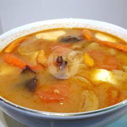 Soup Tom Yam Seafood