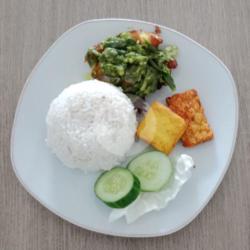 Ayam Penyet Sambal Hijau