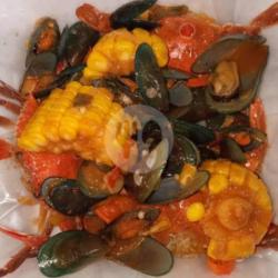 Seafood Mix 500 Gram ( Kepiting   Kerang Ijo Dan Sayuran)