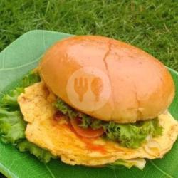 Burger Plus Keju Telur