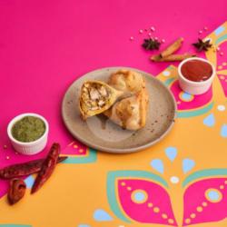 Chicken Samosa (3pcs)