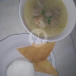 Sop Bakso Tahu Nasi Fre Teh Manis Hangat) Es Teh Manis