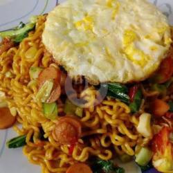 Mie Goreng Ceplok Telor Khas