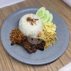 Nasi Uduk Paru Rica