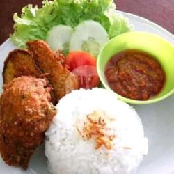 Nasi Ayam Penyet