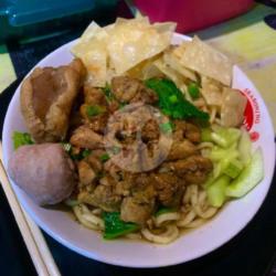 Mie Solo   Pentol Dan Tahu Kenyol