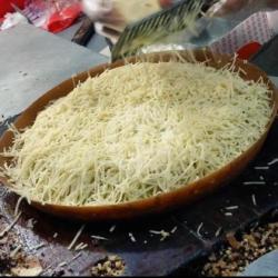 Martabak Manis Keju Susu