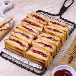 Roti Bakar Classic Strawberry