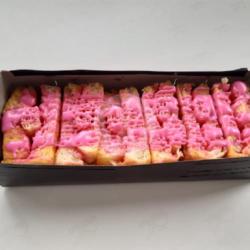 Roti Bakar Pastry Strawberry