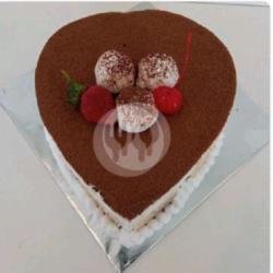 Tart Tiramisu Jantung 15cm