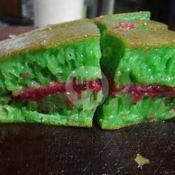 Martabak Pandan Strawberry