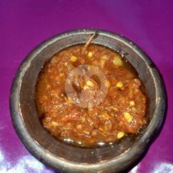 Nambah Sambal Merah