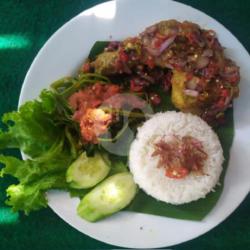 Ayam Panggang Sambel Matah.