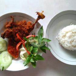 Nasi Ayam Laos