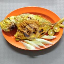 Ikan Putih Bakar - Per Ekor