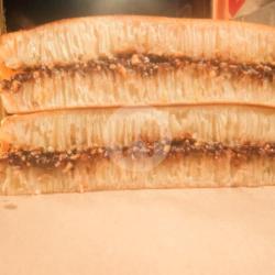 Kacang  Coklat Biasa