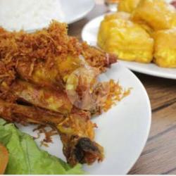 Ayam Serundeng Tahu Tempe Lalab Sambal