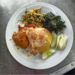 Nasi Ayam Gulei