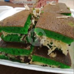 Pandan Top 4 ( Coklat Butter , Keju ,susu )