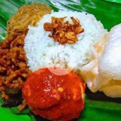 Nasi Gurih   Telur Bulat