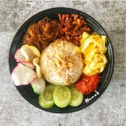 Paket Nasi Uduk Telur Tempe Bihun