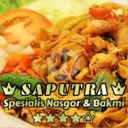 Kwetiau Goreng Super Free Kerupuk