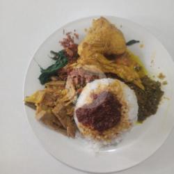 Nasi Ayam Gulai Paha